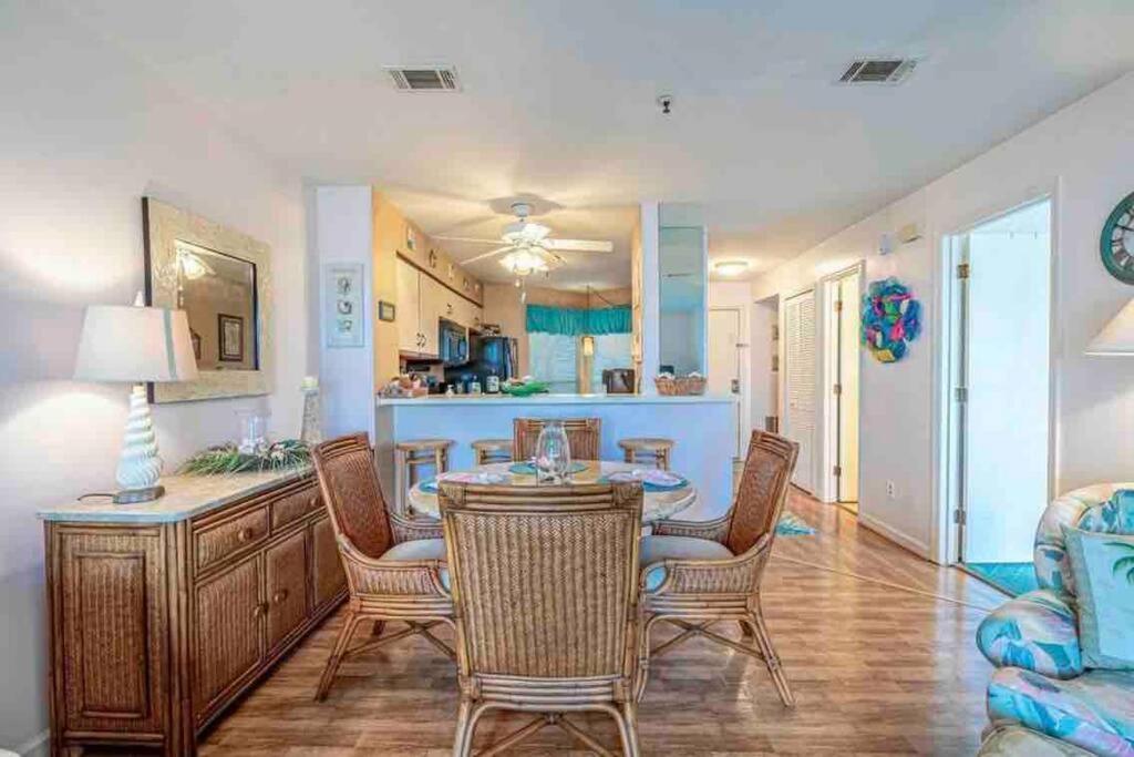 Lovely 2-Bedroom Condo With Pool Μιρτλ Μπιτς Εξωτερικό φωτογραφία